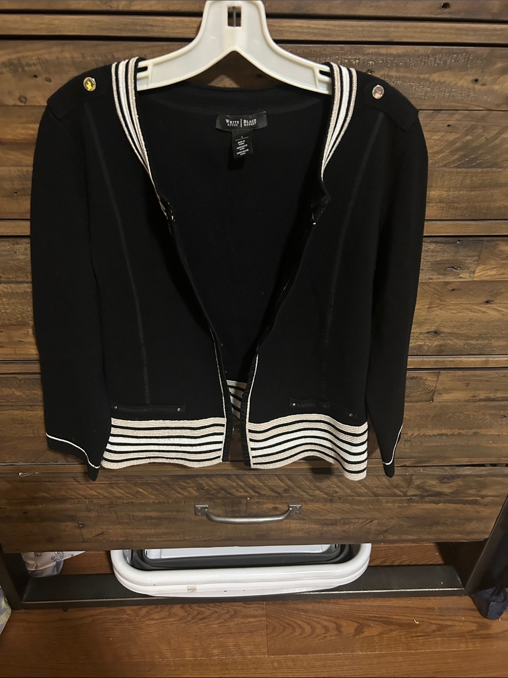 White House Black Market Milano Stripe Epaulette Cardigan. Classic. Y2K. Luxury